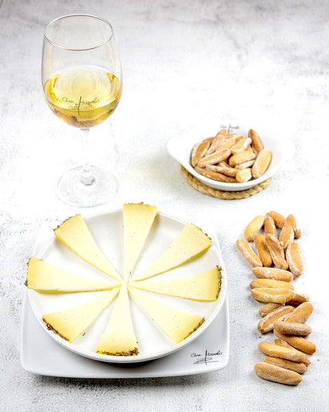 Manchego Rosemary Cheese Slices