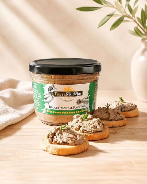 Delice Gascon Al Foie Gras from Casa Manolo, Spanish deli product for tapas boards or pairings